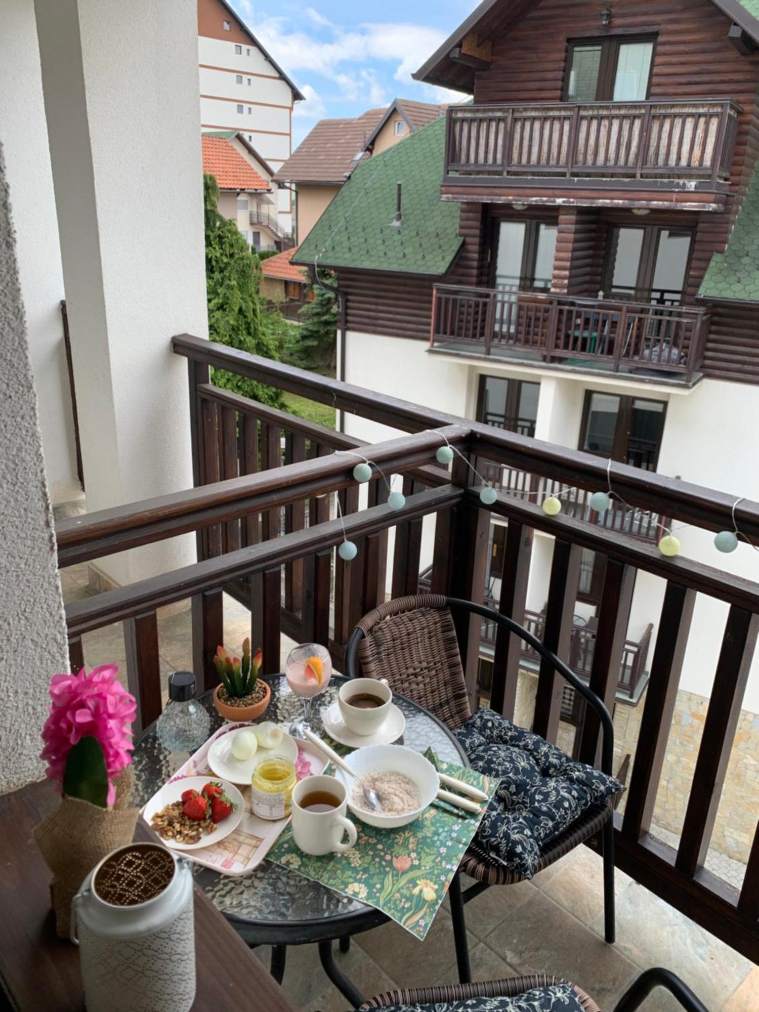Beli Apartman U Zlatiborskim Konacima Bele Vode Bb Ngoại thất bức ảnh